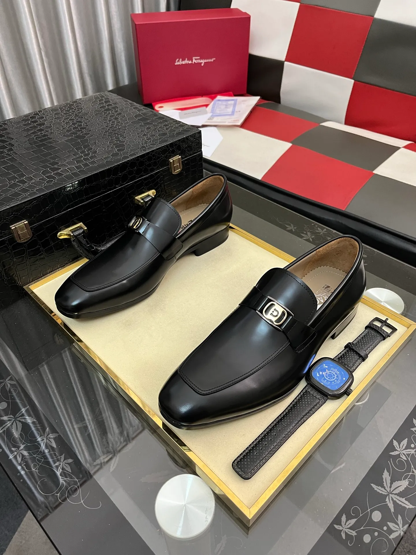 Men's shoes 💰: 600⌚️⌚️【Salvatore Ferragamo】Ferragamo business leather shoes, 1:1 top purchasing quality, imported selected original calfskin for the uppers, imported original water-dyed cowhide for the inner feet, imported original 1:1 customized Italian handmade lightweight foam outsole, code number: 38-44 (45 custom-made)